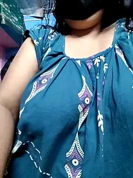 BERRY 00 online show from October 3, 10:09 am