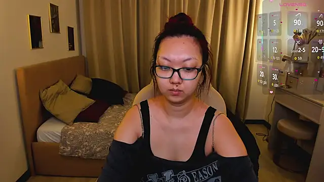 Marine Vact online show from March 22, 2:12 pm