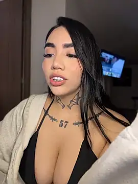 Nickiiiii online show from May 30, 7:39 am
