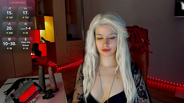 mollyposhh online show from March 23, 5:08 pm