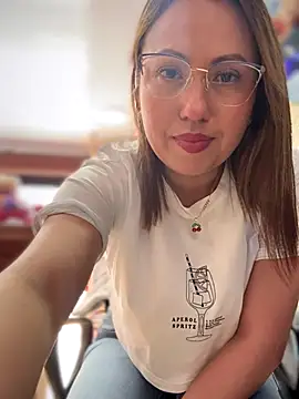 VIOLETA-25  online show from November 25, 3:25 pm