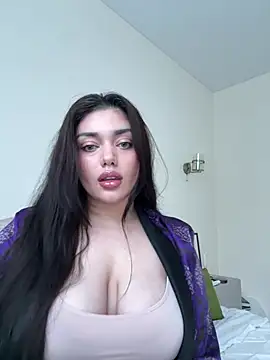 Sweet Khalifa  online show from June 23, 2:59 pm