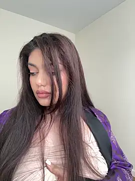 Sweet Khalifa  online show from June 9, 2:38 pm