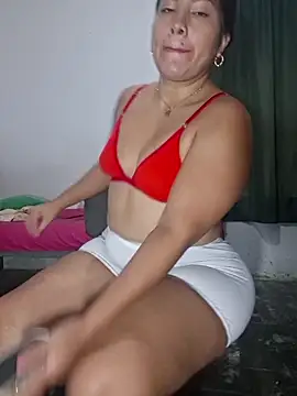 steisy325 online show from December 2, 3:36 pm