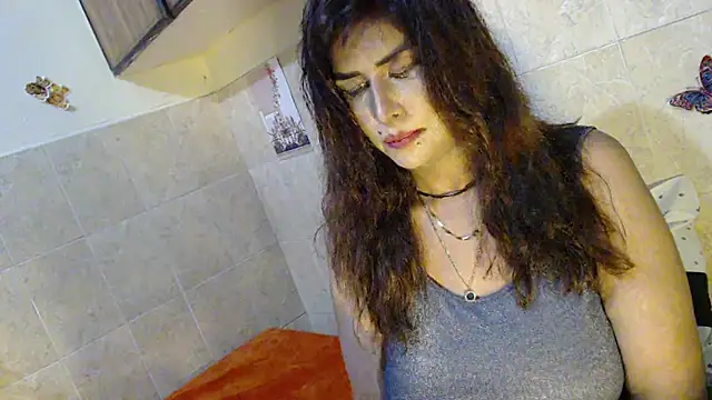 pareeti online show from April 9, 3:28 pm