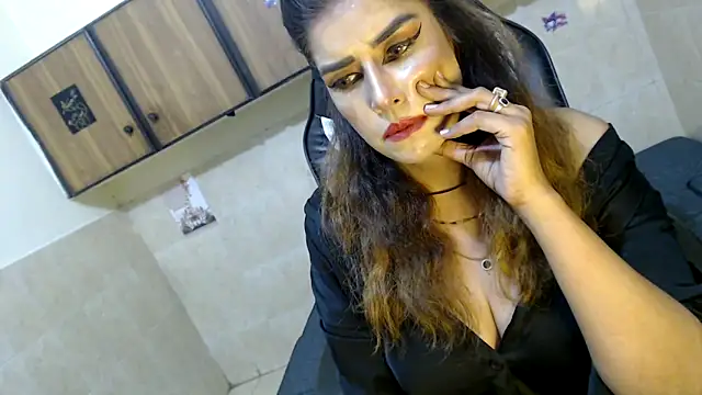 pareeti online show from March 9, 4:43 pm