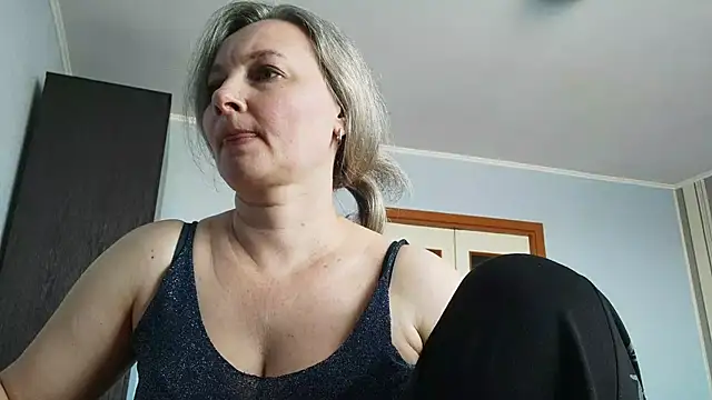 EdithManning online show from March 7, 9:05 am