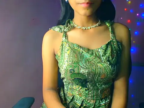 Snapshot of Chandani-Love chatting on October 19, 6:37 am Chandani-Love online show from October 19, 6:37 am