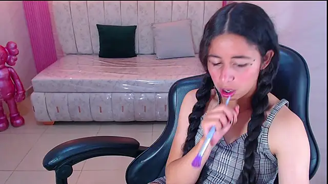 paris sub1  online show from September 12, 2:02 pm