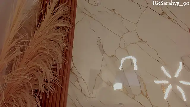 sara gwen online show from February 5, 7:00 am