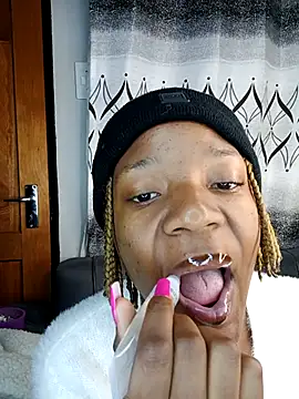 SHANTYBABE online show from September 26, 1:47 am