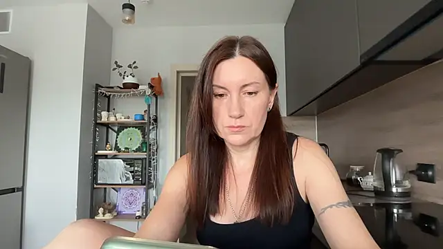 Snapshot of jainesummer chatting on September 24, 8:35 am jainesummer online show from September 24, 8:35 am