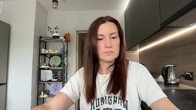 Snapshot of jainesummer chatting on September 17, 8:01 am jainesummer online show from September 17, 8:01 am