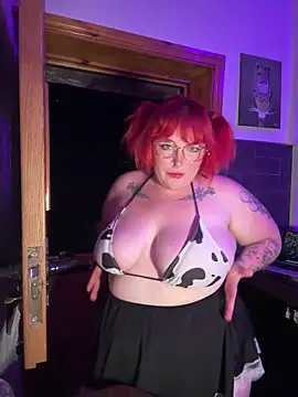 Snapshot of puffpixiee chatting on September 26, 9:56 pm puffpixiee online show from September 26, 9:56 pm