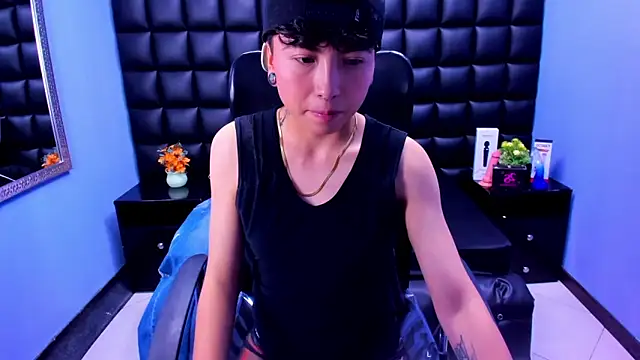 Im Mathias online show from September 13, 8:39 pm