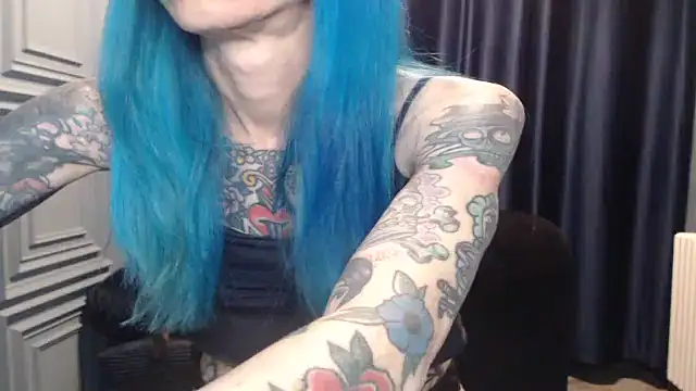 RavenryderUK online show from April 6, 8:54 pm