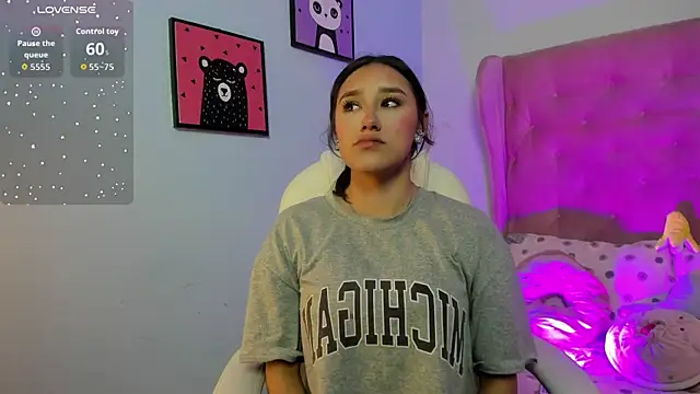  Sophie  miller online show from September 29, 10:26 pm