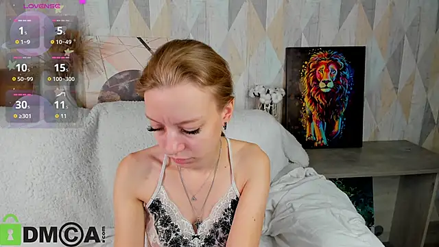 Michelle Blond online show from September 12, 8:34 am