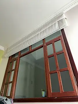 aurora divine online show from December 15, 12:05 am