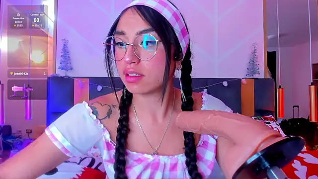 MadyJackson online show from December 2, 12:40 pm