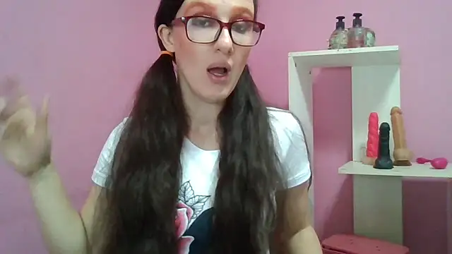 LolaBoobs online show from April 17, 6:26 am