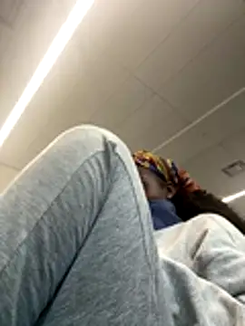 choclatepeaach online show from December 19, 11:08 pm