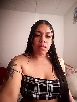 Laiia Page online show from February 20, 1:23 pm