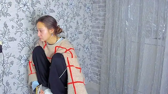 EllaSky xoxo online show from December 1, 12:48 am