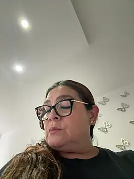 AntonellaAlondra4 online show from May 28, 5:44 pm