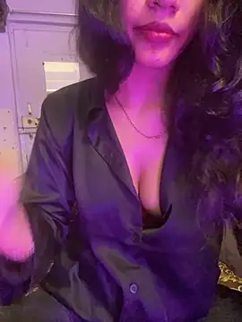 MaggieMasala online show from November 18, 5:14 pm