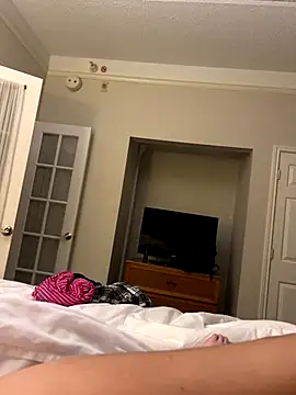 elikittens online show from October 14, 4:59 am