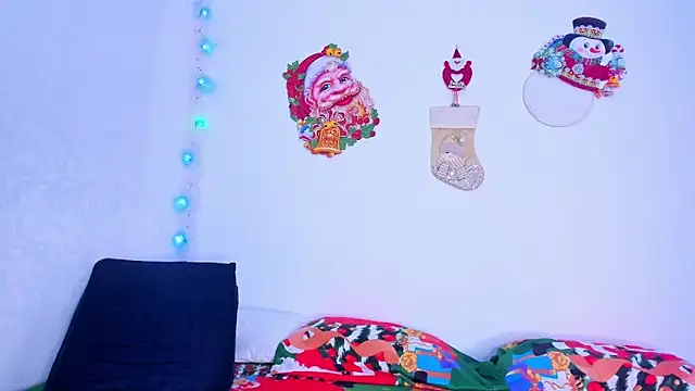 gisellove1 online show from December 16, 12:49 am