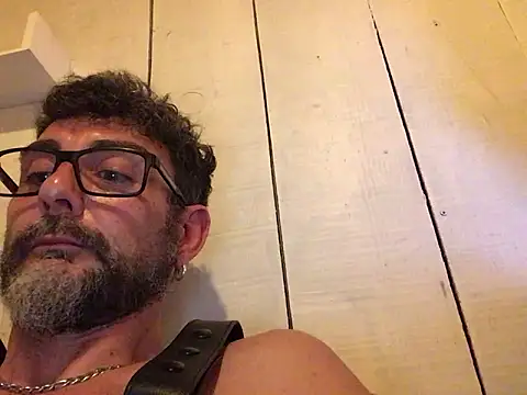 trebord77 online show from February 3, 4:54 am