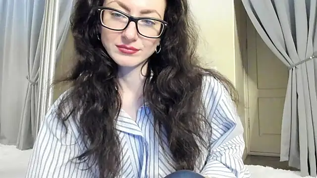 Baby Jewel online show from November 9, 11:39 am