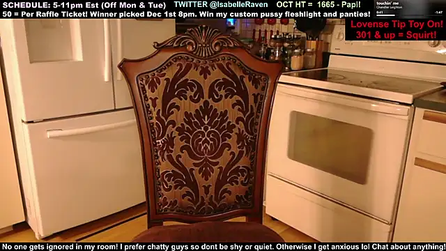 Snapshot of IsabelleRaven chatting on October 13, 12:13 am IsabelleRaven online show from October 13, 12:13 am