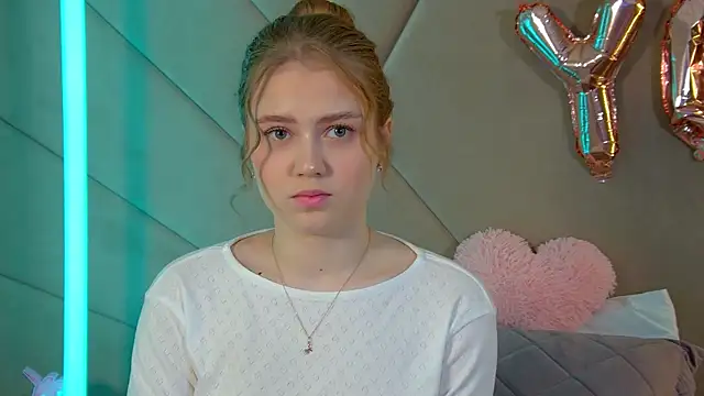 SelinSwarovski online show from February 28, 5:34 pm