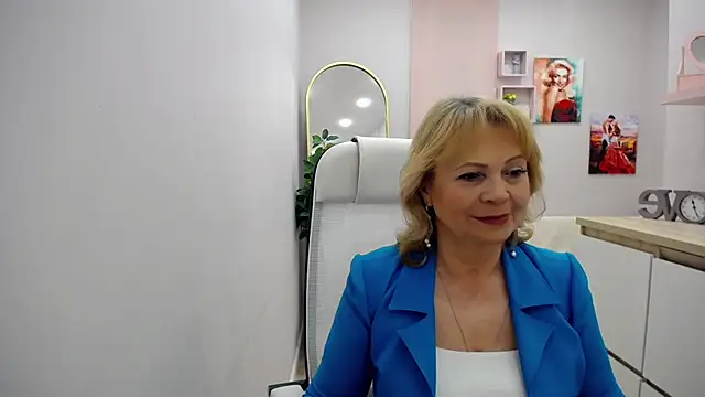 Milla Cutie18 online show from April 28, 7:34 am