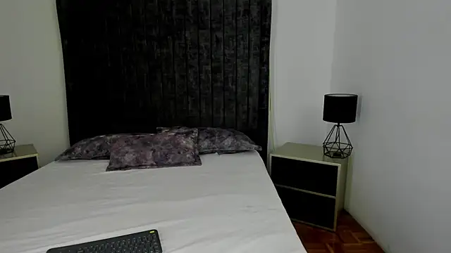 NataGarcia online show from May 19, 3:52 pm