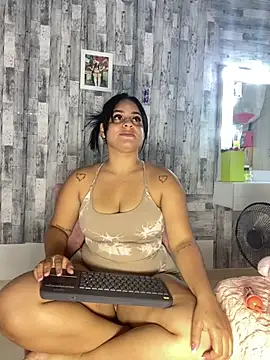 Violetrousse online show from March 23, 6:25 pm