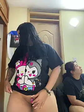 alissonfernandez  online show from December 21, 10:46 pm