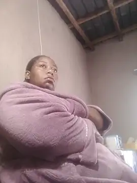 bustyboobs6 online show from October 22, 6:29 am