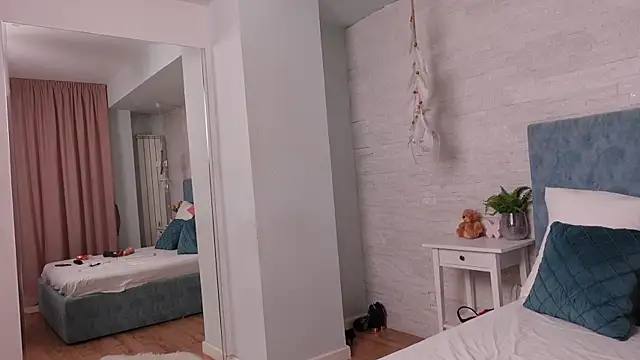 LeylaGracey online show from November 10, 4:51 am