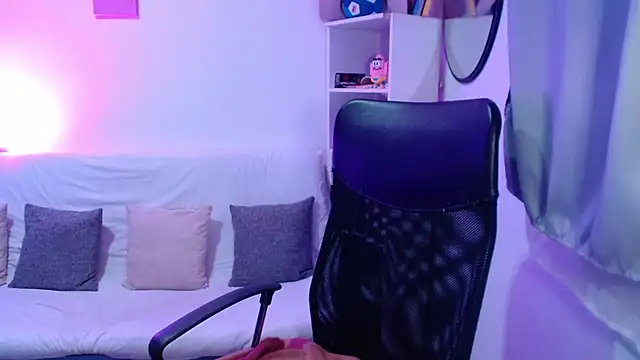 Soy abby online show from June 5, 1:42 am