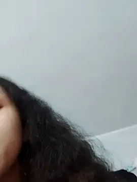 Queenjenn   online show from October 15, 8:00 pm