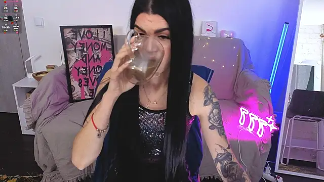 Tiffany lab online show from October 20, 12:19 pm