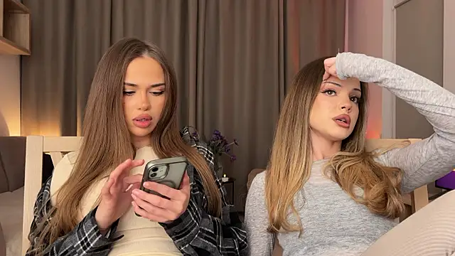 Julia RL online show from March 26, 8:54 pm