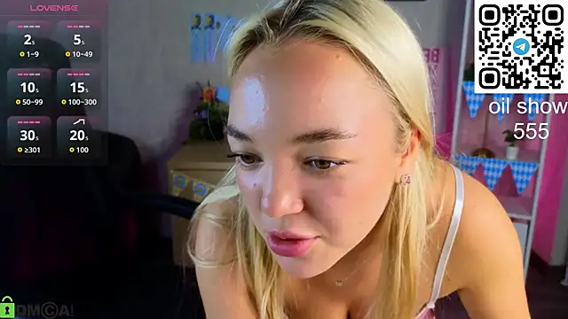 Christy Little online show from September 26, 12:08 am