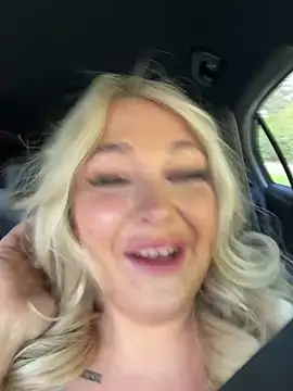 blairbella online show from September 21, 10:25 am