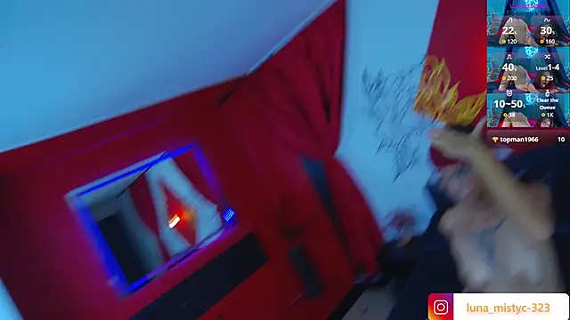 Lunamistyc online show from April 7, 8:22 pm