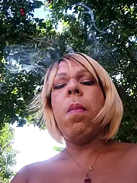 blondebitchlitle online show from November 7, 1:38 pm